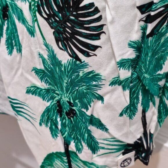 NWT Free Planet Casual Short Sleeve Shirt - Green Black White - Palm Trees Print - Picture 9 of 16